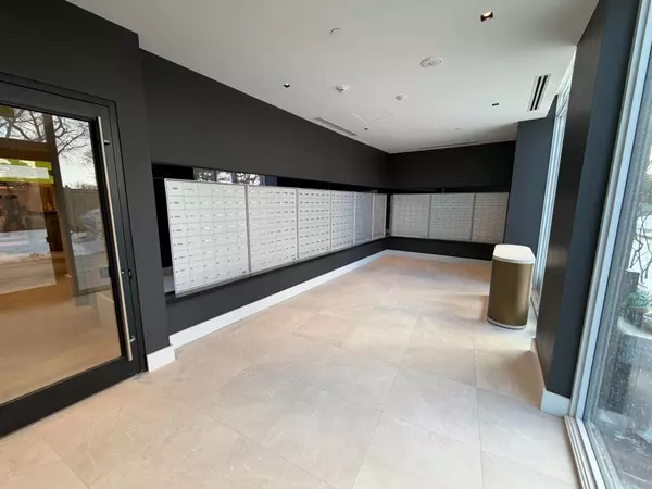 Toronto, ON M2M 0C6,5858 Yonge ST #1905