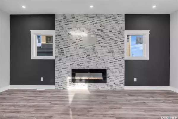 707 Nazarali UNION, Saskatoon, SK S7V 1X4