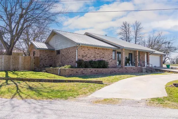 1811 Saylor Street, Goldthwaite, TX 76844