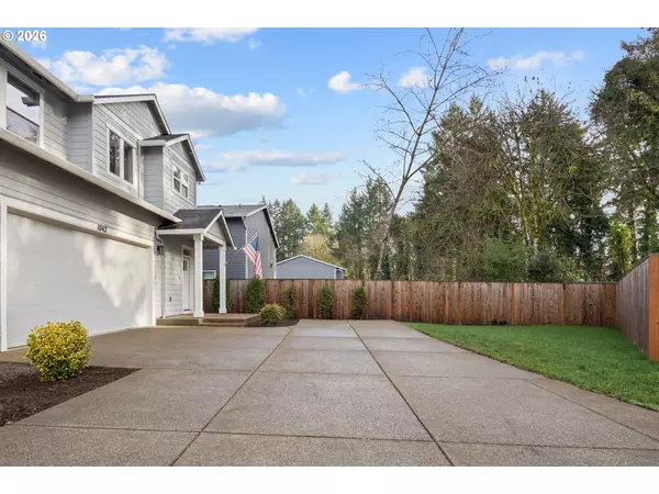 Newberg, OR 97132,1042 S COLLEGE ST