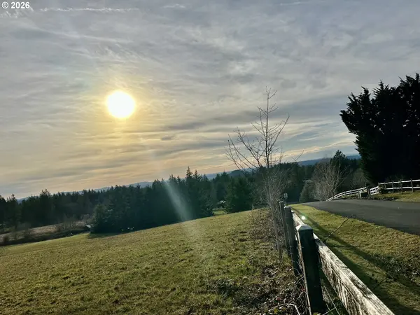 SE 13th ST, Washougal, WA 98671