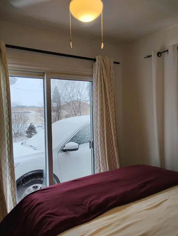 28 & 30 Thompson DR, Georgina, ON L0E 1L0