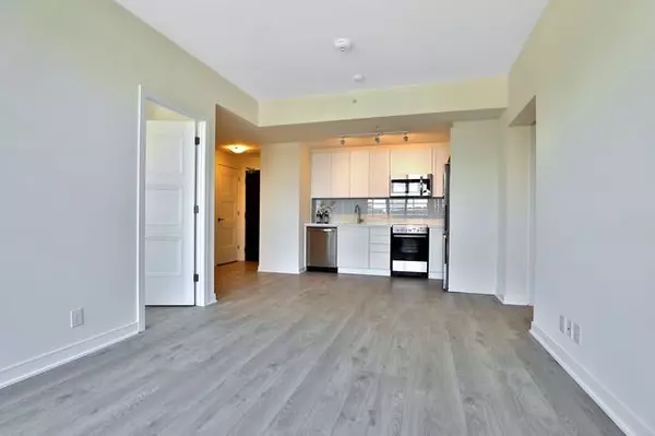 Toronto W07, ON M8Y 0C7,1 Neighbourhood LN #602