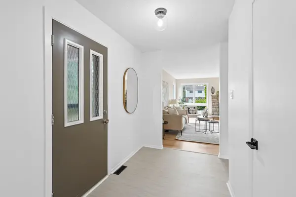 968 Walkley RD, Billings Bridge - Riverside Park And Area, ON K1V 6R3