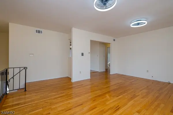 161 Evergreen Rd #12B, Edison Twp., NJ 08837