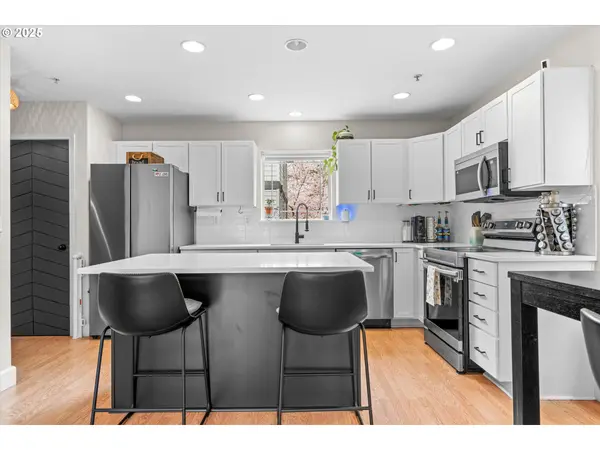 8655 N CRAWFORD ST, Portland, OR 97203