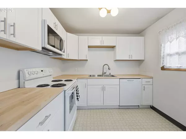 Portland, OR 97266,12130 SE REEDWAY ST