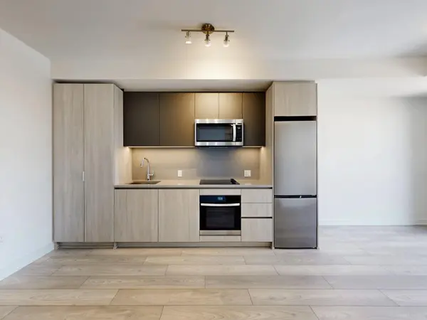 5858 Yonge ST #1702, Toronto, ON M2M 0C6