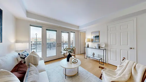 Aurora, ON L4G 0S3,55 Burton Howard DR