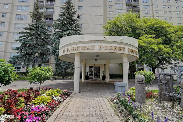 5 Parkway Forest DR #1512, Toronto C15, ON M2J 1L2