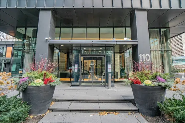 110 Charles ST E #2906, Toronto C08, ON M4Y 1T5