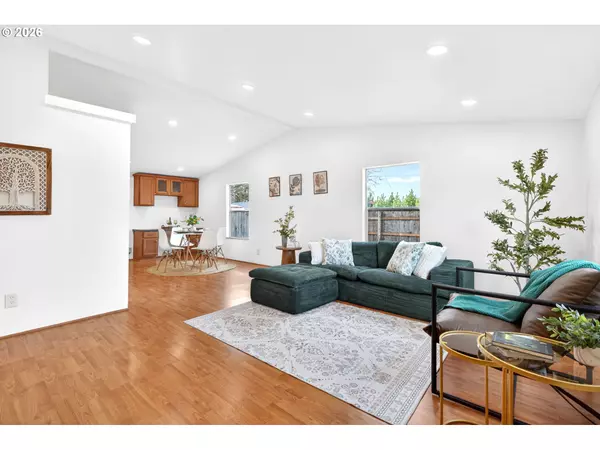 Newberg, OR 97132,110 S HARRISON ST