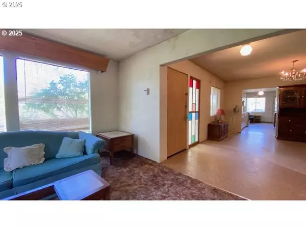 Grants Pass, OR 97527,333 Park