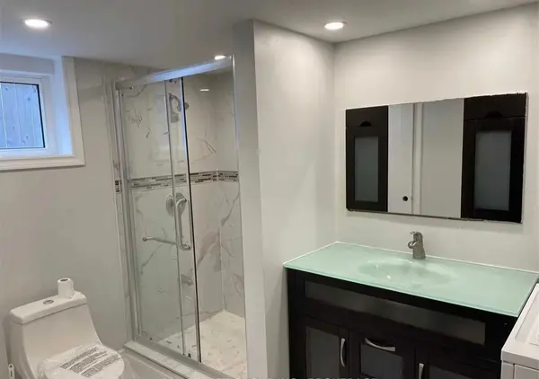 110 Front ST E, Whitby, ON L1N 1A1