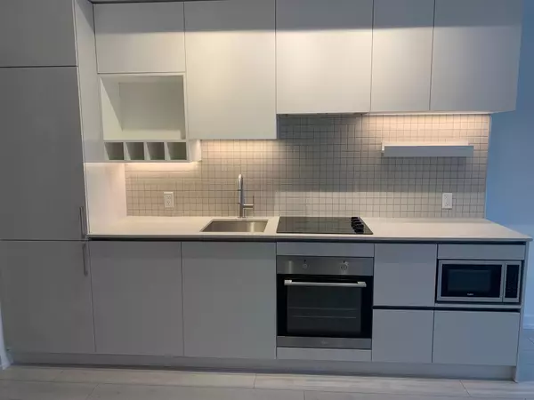 5 Buttermill AVE #3808, Vaughan, ON L4K 0J5