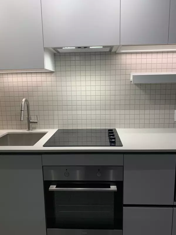 Vaughan, ON L4K 0J5,5 Buttermill AVE #3808