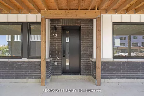 Barrie, ON L4N 9J6,10 Rainwater LN