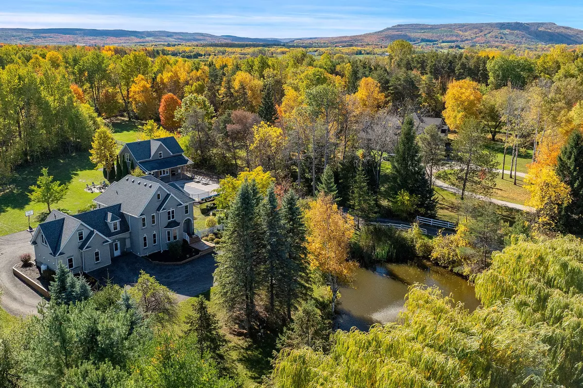 Clearview, ON L9Y 5N4,7833 Poplar Side Road