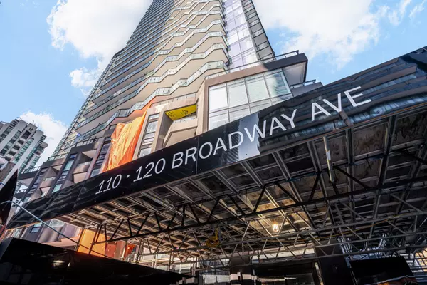 Toronto, ON M4P 1V7,110 Broadway AVE #2404S