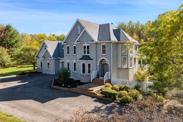 Clearview, ON L9Y 5N4,7833 Poplar Side Road