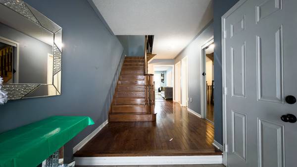 13 Burnstown CIR, Brampton, ON L6P 3M1