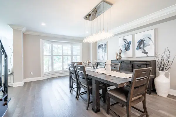 81 Flanders DR, Hamilton, ON L8B 0G6