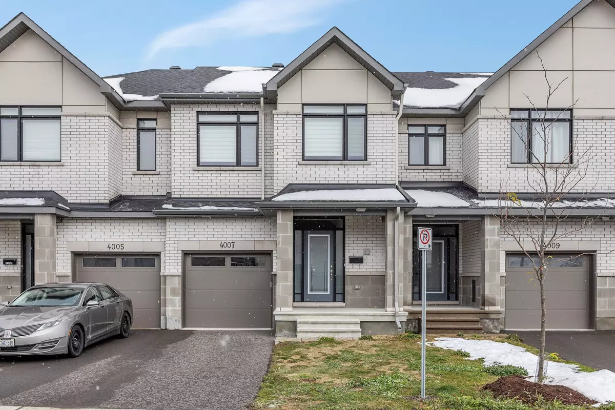 Barrhaven, ON K2J 6Y8,4007 Jockvale RD