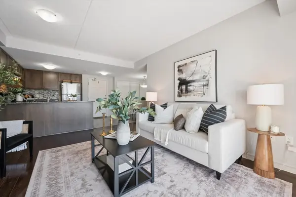 Guelph, ON N1L 0L2,45 Kingsbury SQ #209