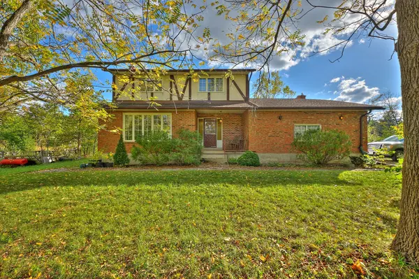 925 Carl RD, Welland, ON L0S 1K0