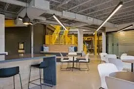 2115 South Service RD W, Oakville, ON L6L 5W2