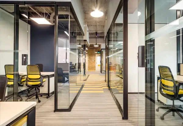 2115 South Service RD W, Oakville, ON L6L 5W2