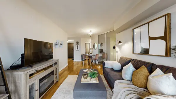 1 Michael Power PL #305, Toronto W08, ON M9A 0A1