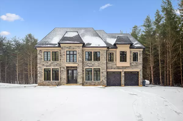 5 West Harris RD, Brant, ON N3T 5L4