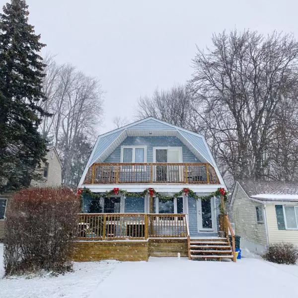 Amherstburg, ON N9V 2Y8,374 Lakewood DR