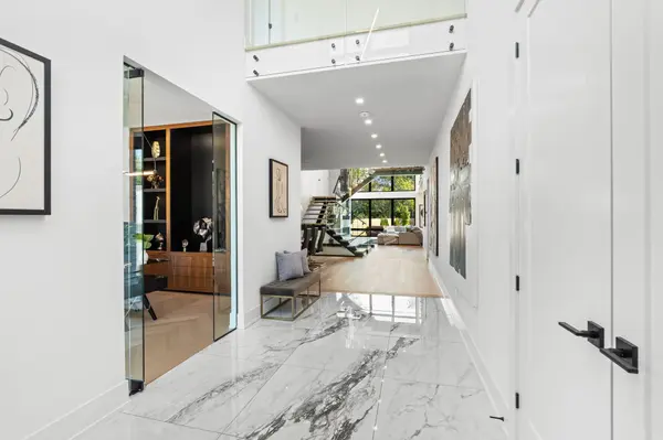 1124 Normandy CRES, Cityview - Parkwoods Hills - Rideau Shore, ON K2E 5A4