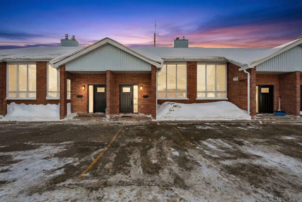 355 Blake ST #3, Barrie, ON L4M 1L1