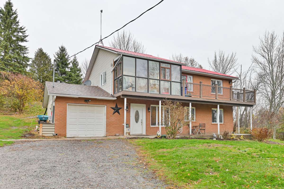 1403A Crookston RD, Tweed, ON K0K 3J0