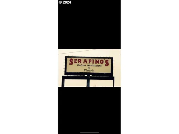 224 N MAIN ST, Canyonville, OR 97417