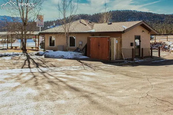 1212 1/2 E Highway 24, Woodland Park, CO 80863