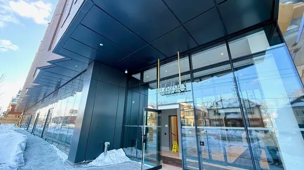 Toronto C10, ON M4G 3C4,1720 Bayview AVE #515