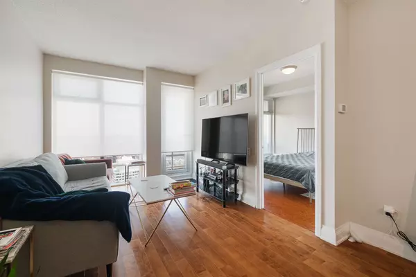 Toronto C10, ON M4S 3H8,2191 Yonge ST #4301