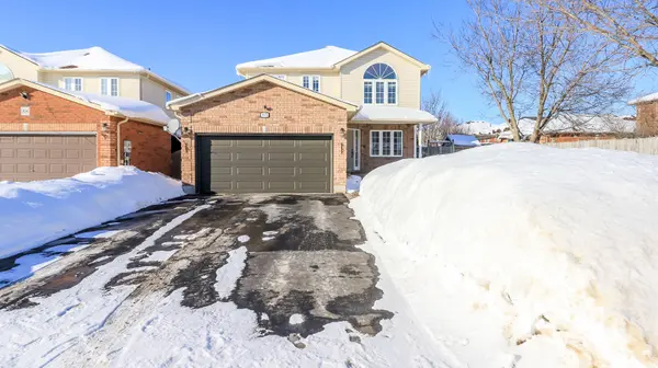 Barrie, ON L4N 0S2,40 Benjamin LN