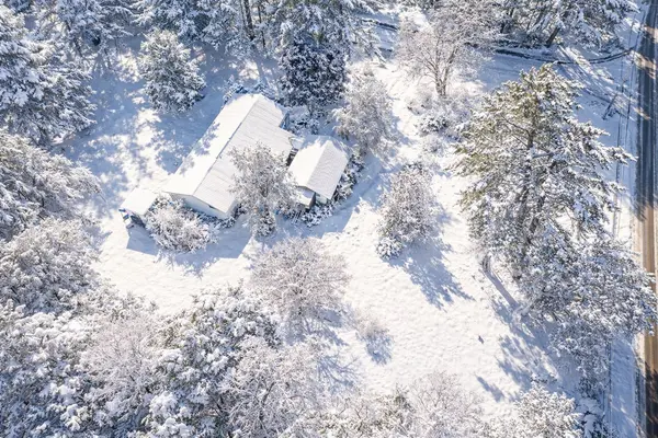 Bracebridge, ON P1L 1X4,1047 Naismith RD E