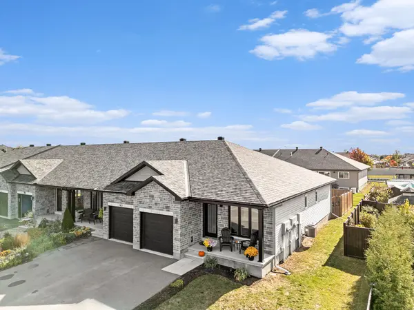 Mississippi Mills, ON K0A 1A0,905 Leishman DR