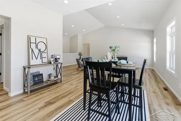 4521 E Crossroads DR, Monitor Twp, MI 48706