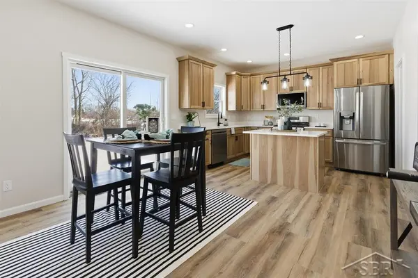 4521 E Crossroads DR, Monitor Twp, MI 48706