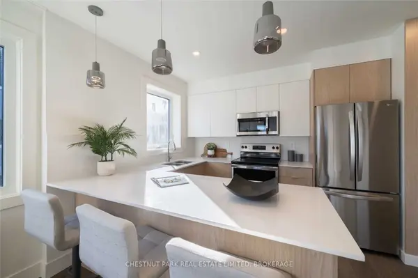 1472 Avenue RD #4, Toronto C04, ON M5N 2H7