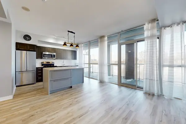 Toronto C01, ON M5V 0C8,169 Fort York BLVD #329