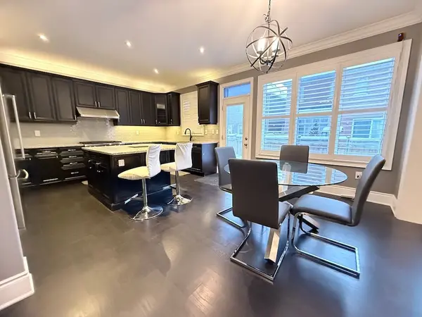 Aurora, ON L4G 0X7,117 Novan CRES