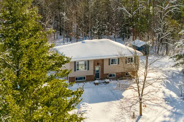 2891 Brady DR, Severn, ON P0E 1N0